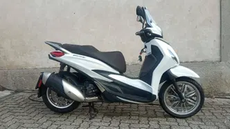 Piaggio Beverly 300 i.e. ABS-ASR (2016 - 20) usata