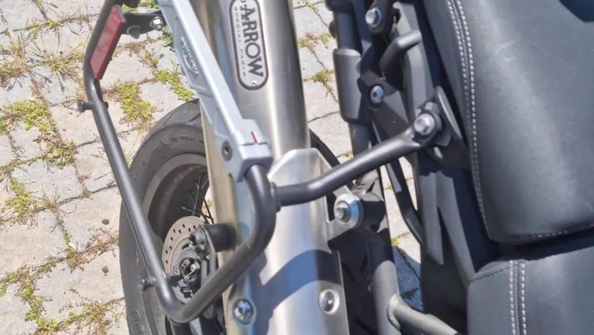 Triumph Tiger 800 XCa (2018 - 20)  (4)