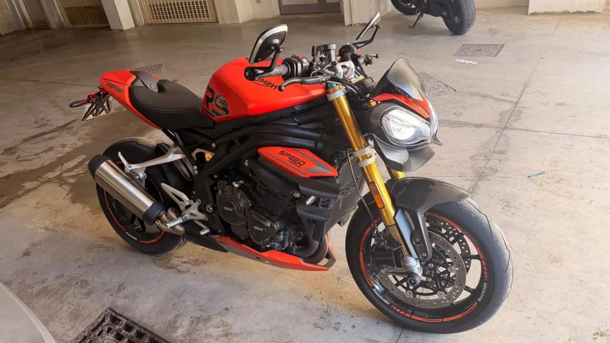 Triumph Speed Triple 1200 RS (2021 - 24)  (2)