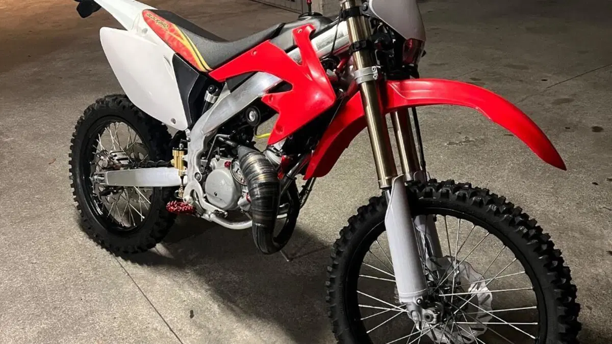 HM CRE 50 Six (1996 - 06)  (4)