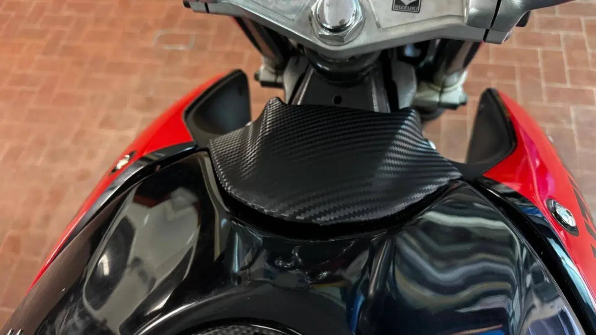 Suzuki Inazuma 250 (2012 - 17)  (4)