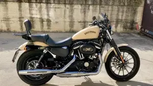 Harley-Davidson 883 Iron (2014 - 16) - XL 883N 