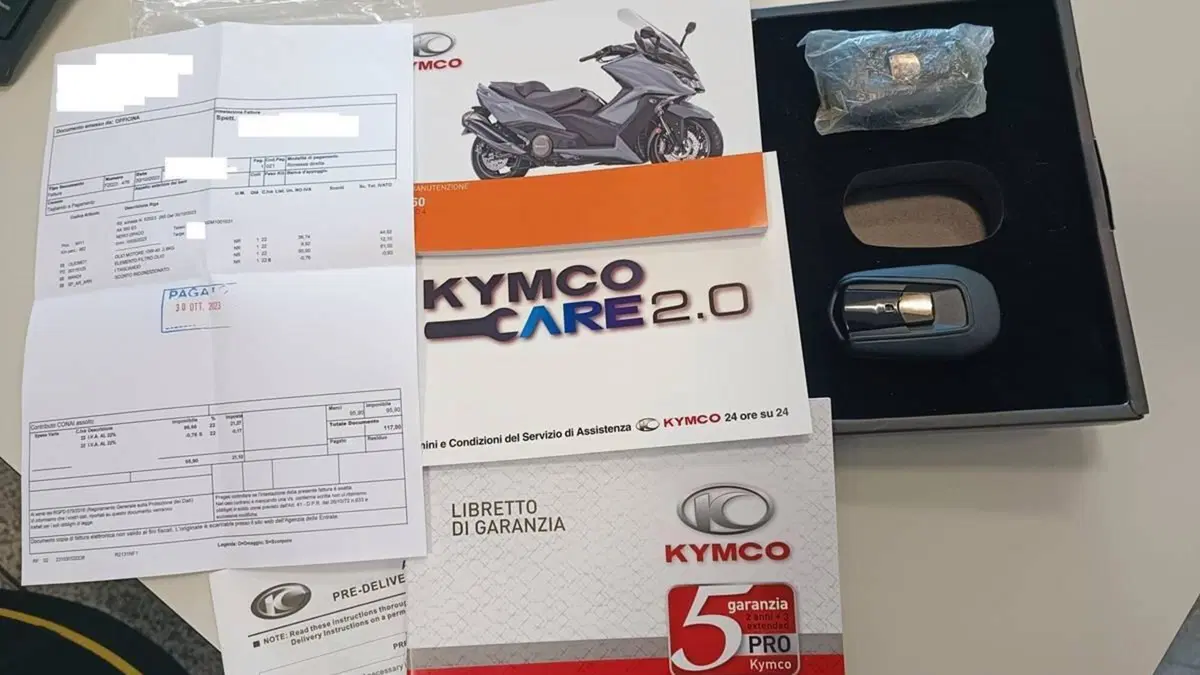 Kymco AK 550 ETS (2021 - 26)  (14)