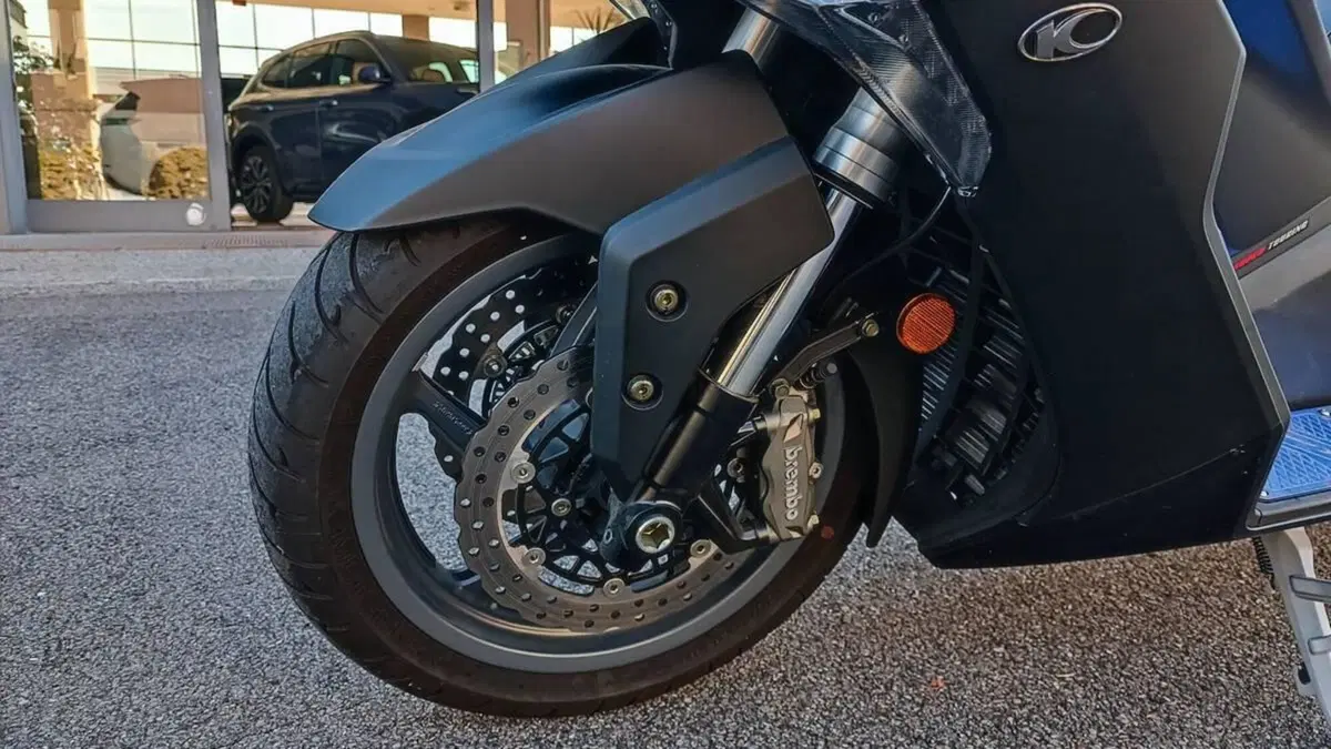 Kymco AK 550 ETS (2021 - 26)  (18)