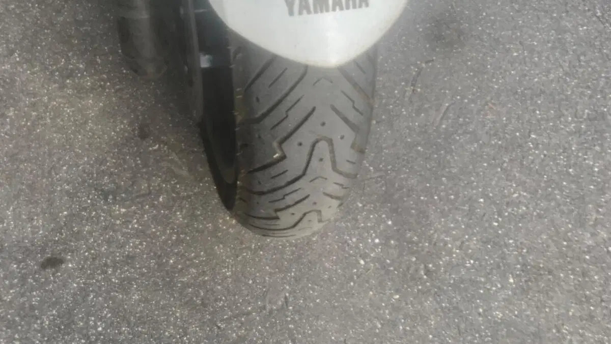 Yamaha X-Max 400 (2013 - 16)  (5)