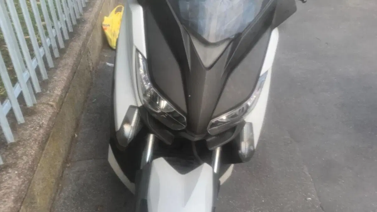 Yamaha X-Max 400 (2013 - 16)  (8)