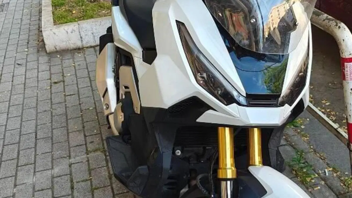Honda X-ADV 750 (2025 - 26)  (2)