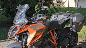 KTM 1290 Super Duke GT (2022 - 25) 