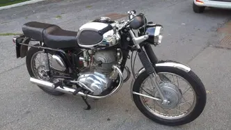 MV Agusta 250 bicilindrica iscritta ASI epoca