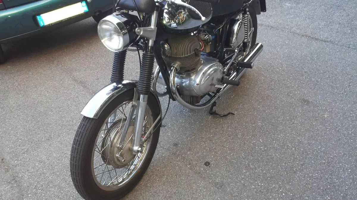 MV Agusta   (3)