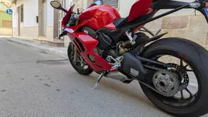 Ducati Panigale V4 S 1100 (2020)  (5)