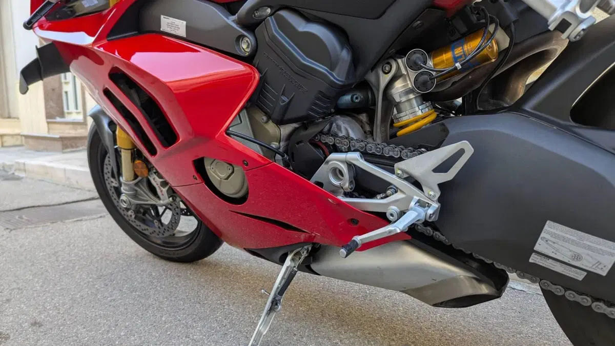Ducati Panigale V4 S 1100 (2020)  (7)