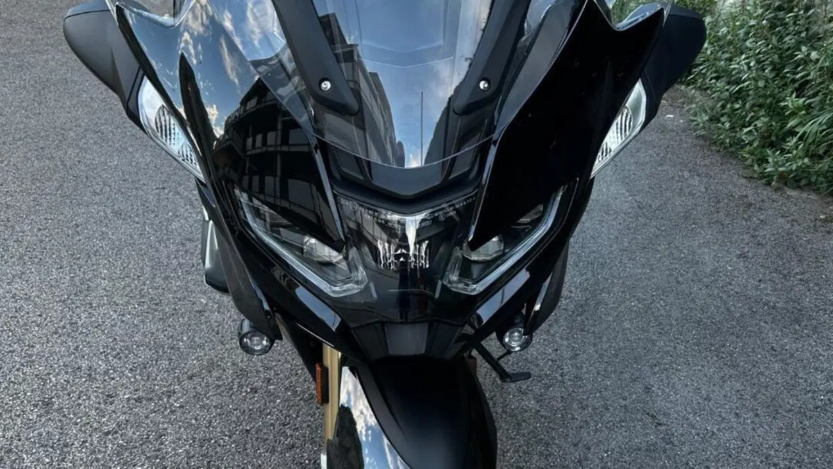 Bmw R 1250 RT (2021 - 25)  (2)