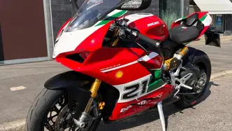 Ducati Panigale V2 Bayliss 1st Championship 20th Anniversary (2021 - 24) usata