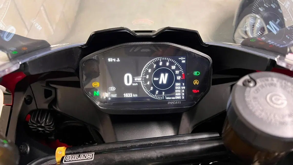 Ducati Panigale V2 Bayliss 1st Championship 20th Anniversary (2021 - 24)  (5)