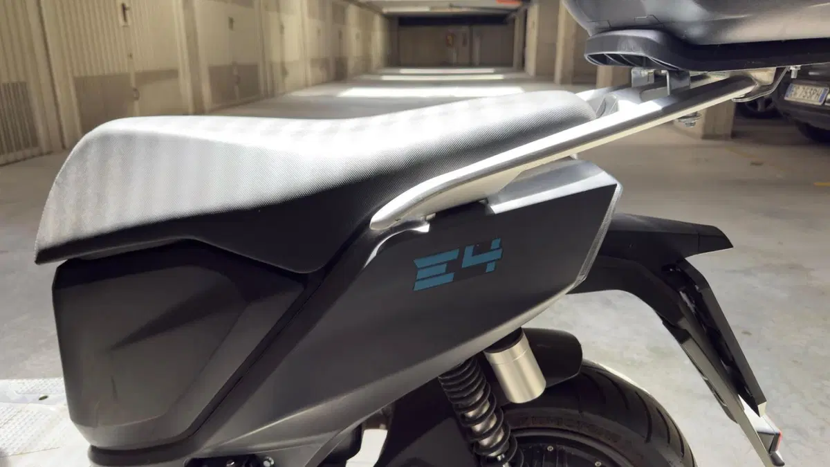 Lifan E4 L3e Doppia Batteria (2021 - 26)  (16)