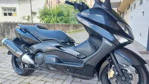 Yamaha T-Max 500 (2004 - 07)  (3)