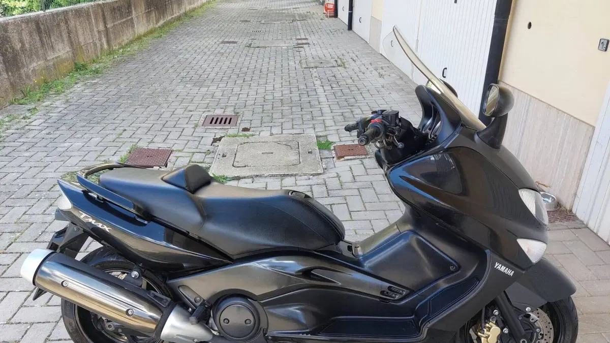 Yamaha T-Max 500 (2004 - 07)  (11)