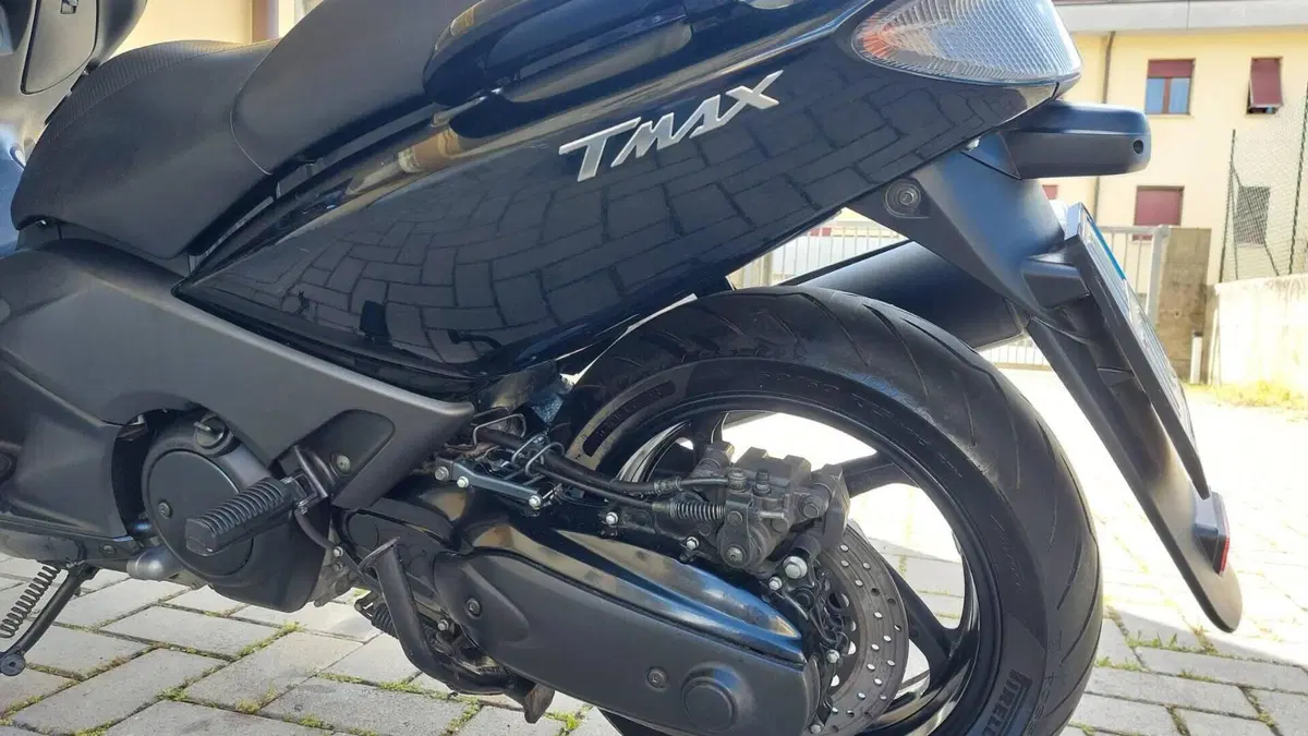 Yamaha T-Max 500 (2004 - 07)  (14)