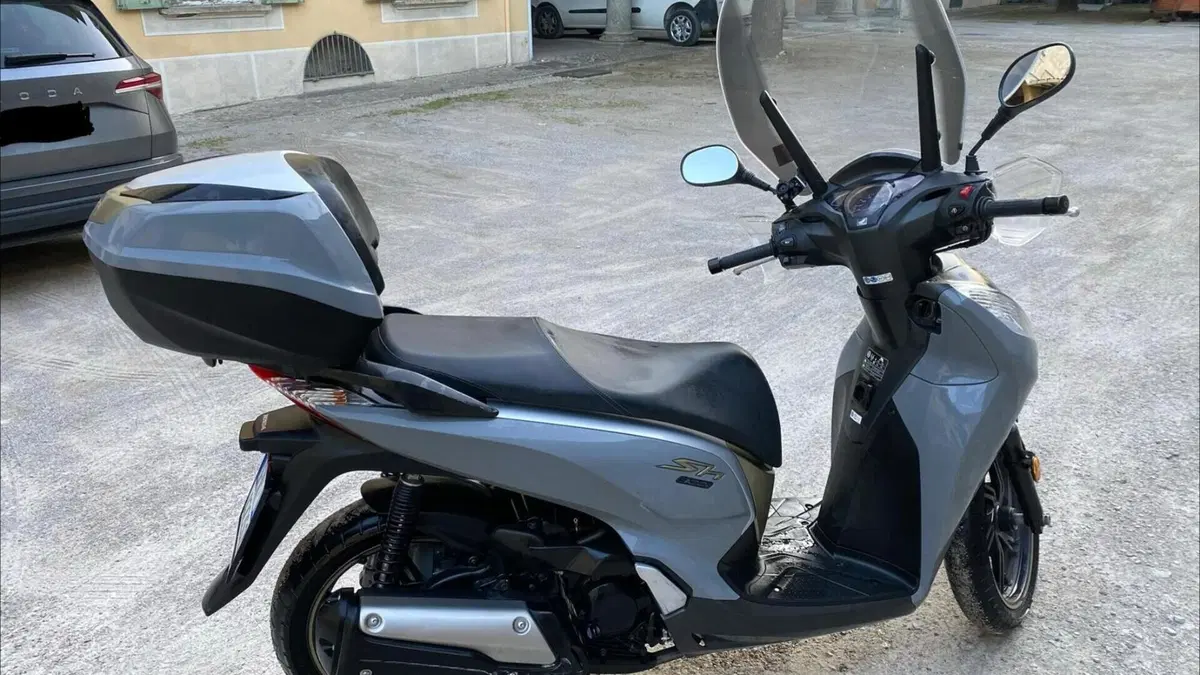 Honda SH 300 i ABS (2016 - 20)  (3)