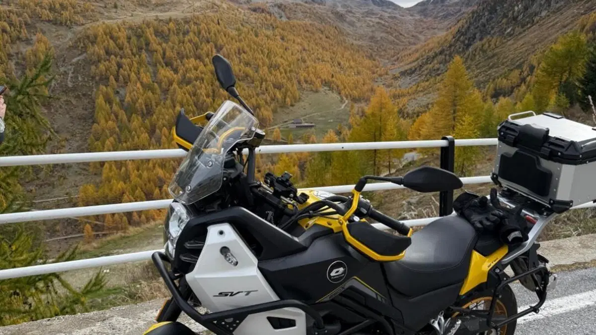 QJ Motor SVT 650 X (2025 - 26) 