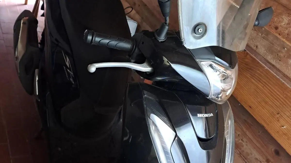 Honda SH 125i (2017 - 19)  (3)