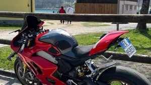 Ducati Panigale V4 S 1100 (2018 - 19)  (3)