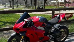 Ducati Panigale V4 S 1100 (2018 - 19)  (4)