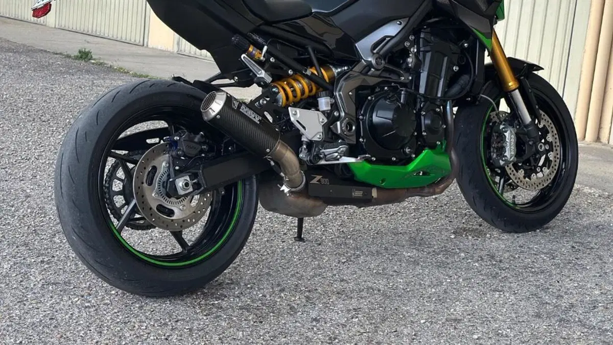 Kawasaki Z 900 SE Performance (2023 - 24)  (3)