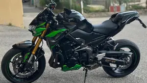 Kawasaki Z 900 SE Performance (2023 - 24)  (5)