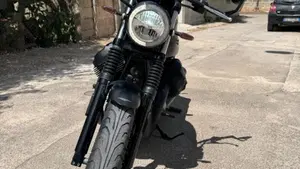 Moto Guzzi V7 III Stone Night Pack (2019 - 20)  (3)