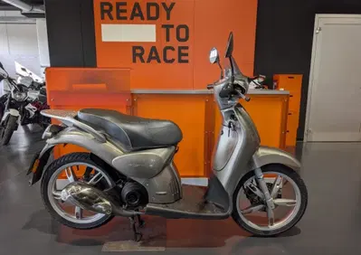 Aprilia Scarabeo 50 4t 4V (2009 - 17) - Annuncio 10020636