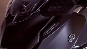 Yamaha X-Max 300 Tech Max (2025 - 26)  (8)