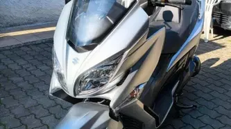 Suzuki Burgman 400 (2022 - 24) usata