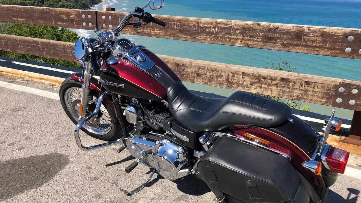 Harley-Davidson 1690 Super Glide Custom (2014) - FXDC 