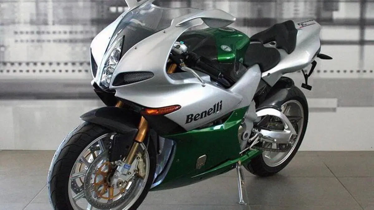 Benelli Tornado 900 Tre (2003 - 06)  (7)