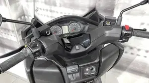 Suzuki Burgman 400 (2022 - 24)  (6)