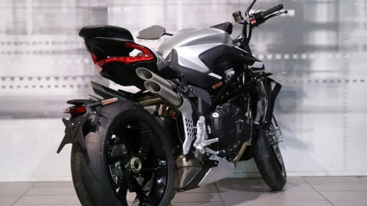 MV Agusta Brutale 1000 RS (2022 - 26)  (8)