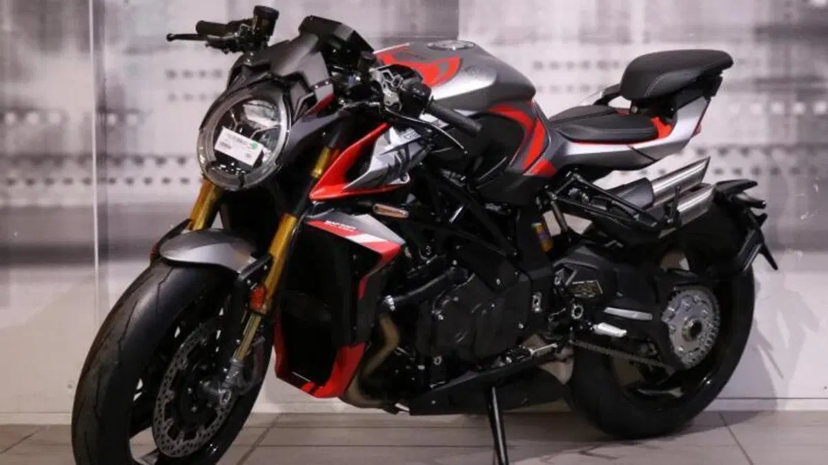 MV Agusta Brutale 1000 RR (2021 - 25)  (7)