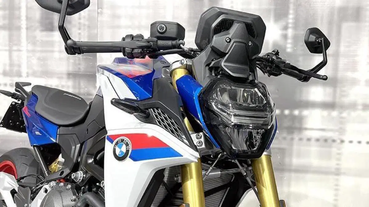 Bmw F 900 R (2025 - 27)  (9)