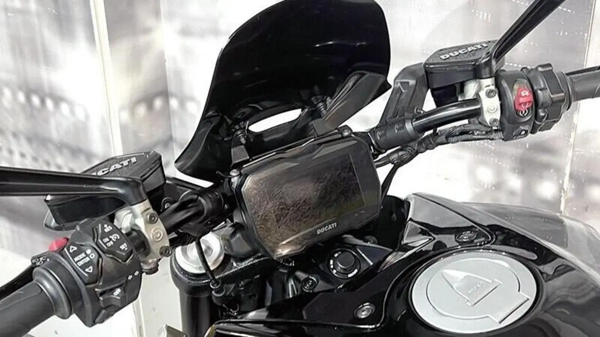 Ducati Diavel V4 (2023 - 26)  (6)
