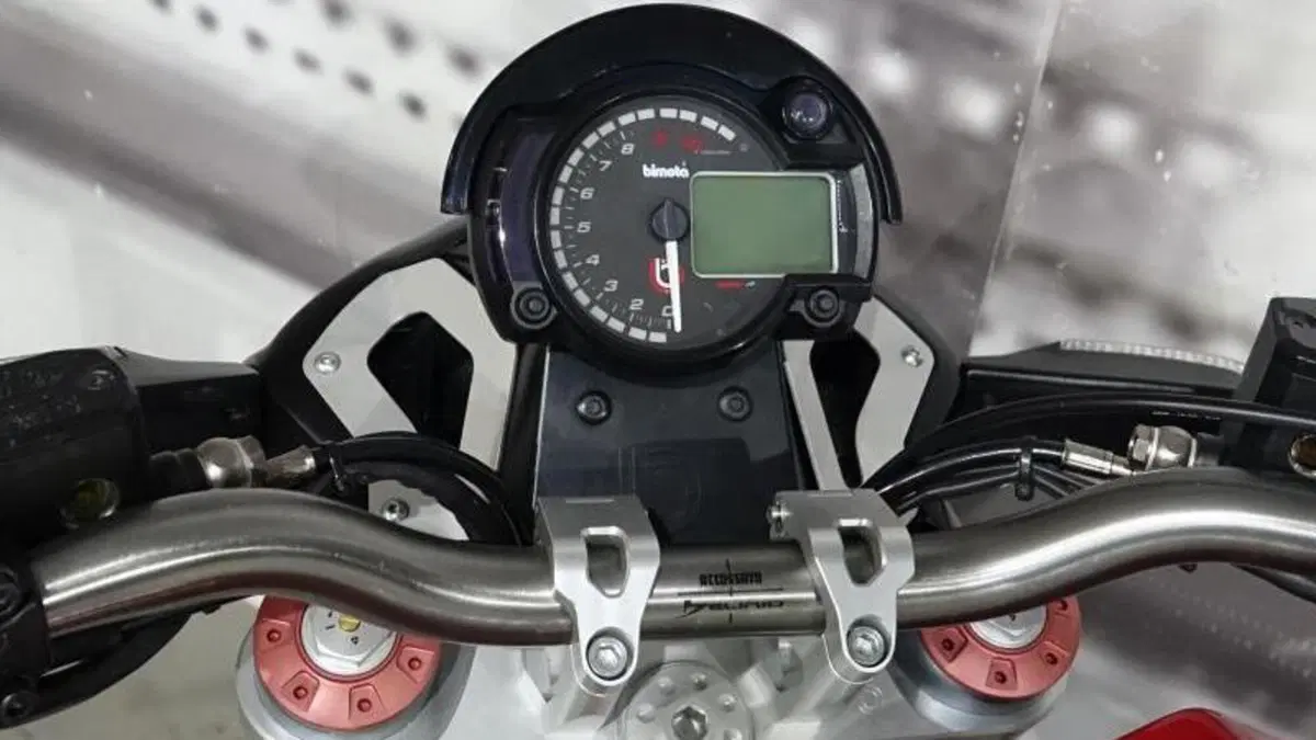 Bimota DB6 Delirio E (2006 - 15)  (6)