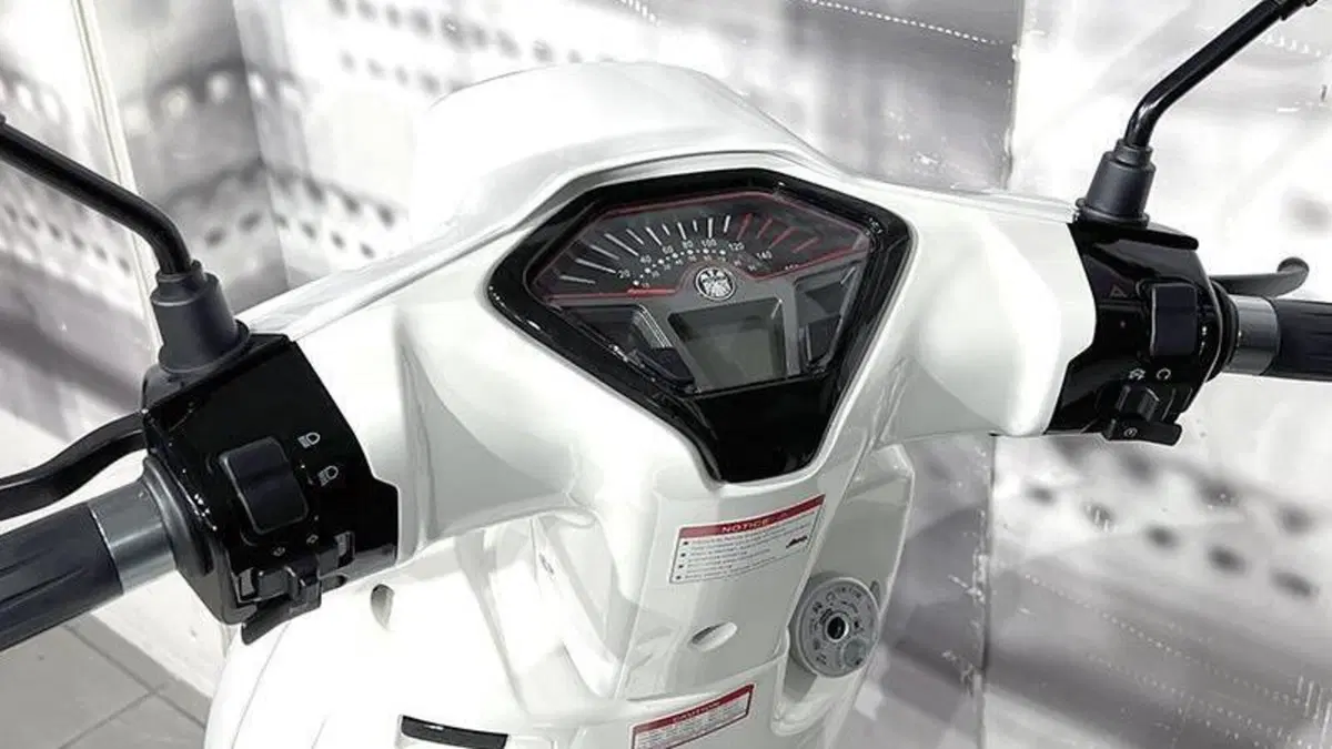 Keeway Motor Sixties 300i (2023 - 25)  (6)