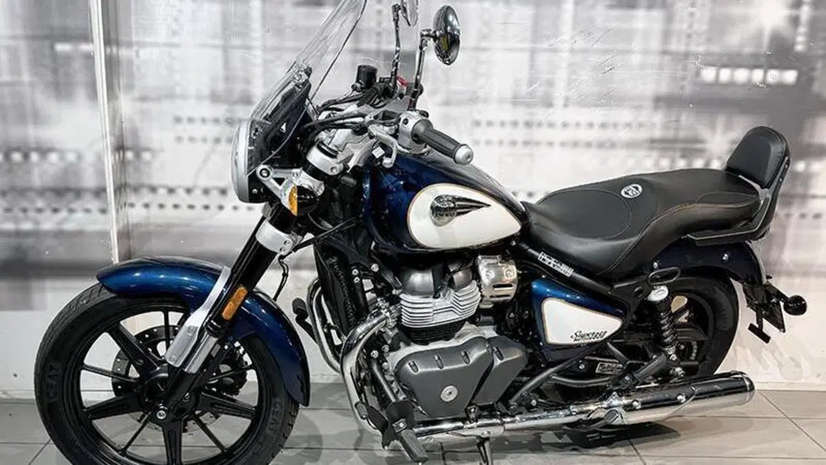 Royal Enfield Super Meteor 650 (2023 - 26)  (6)