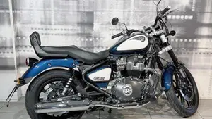 Royal Enfield Super Meteor 650 (2023 - 26)  (7)