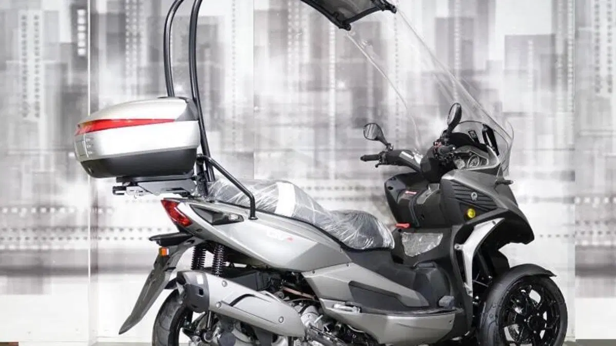 Quadro QV3 350 (2018 - 19)  (7)