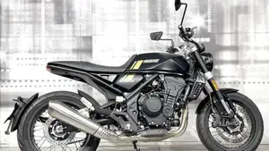 Brixton Motorcycles Crossfire 500 (2021 - 25)  (8)