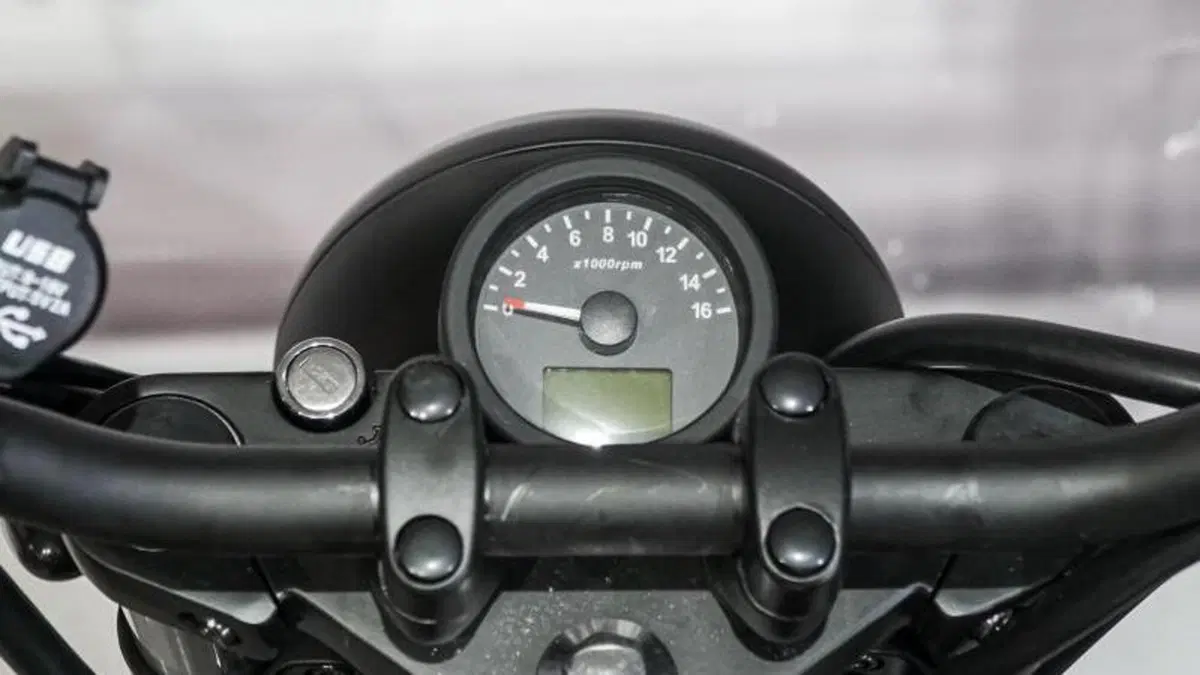 Brixton Motorcycles Cromwell 125 ABS (2021 - 26)  (6)