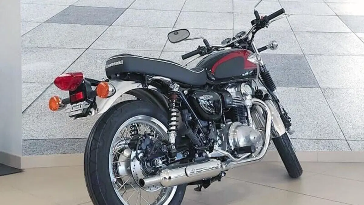 Kawasaki W 800 (2021 - 26)  (8)
