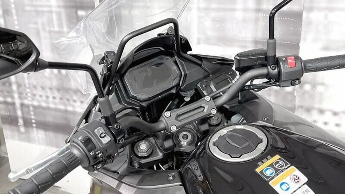 Kawasaki Versys 650 (2025 - 26)  (6)
